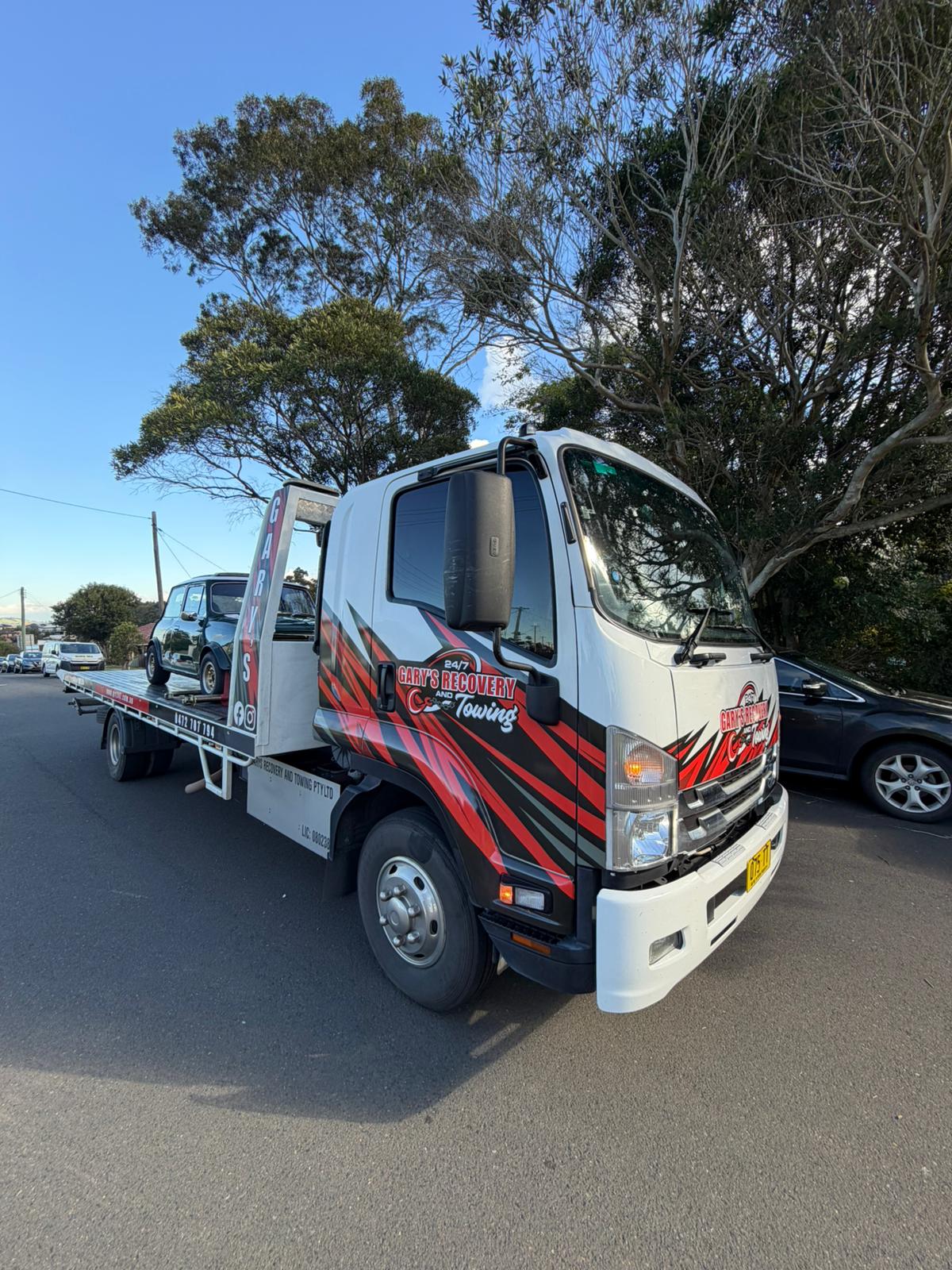 Gary's tow truck on a recovery job